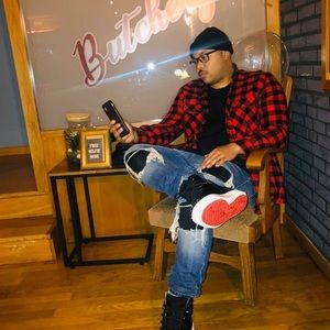 Meet your Posher, Anthony